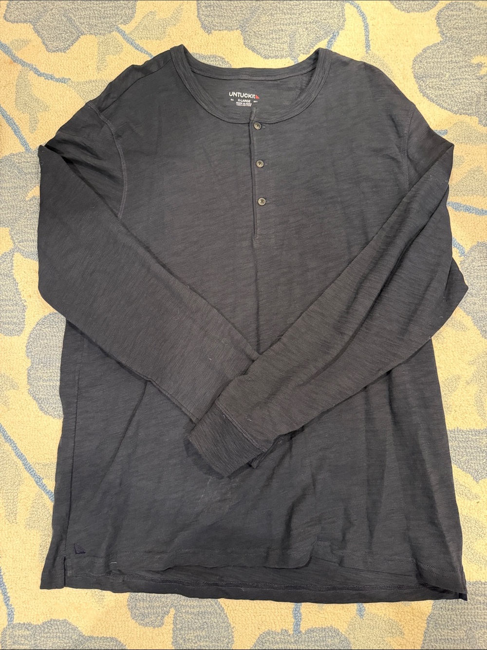 UNTUCKit Men's Long-Sleeve Henley Shirt - Black